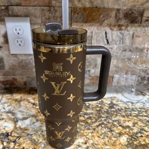 40 oz. LV Stanley